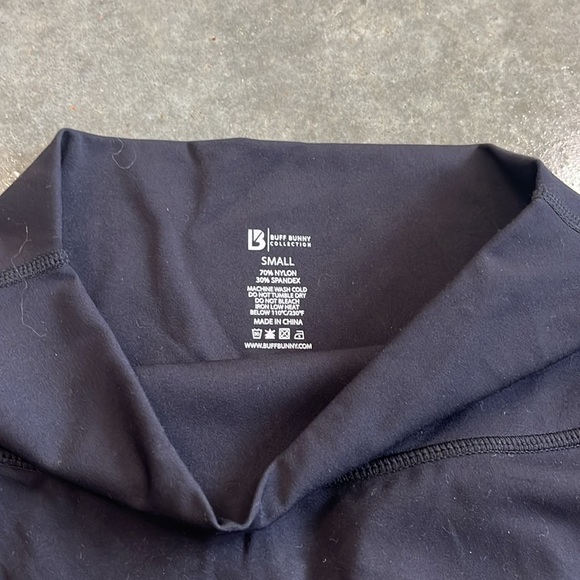 NWOT BuffBunny Leggings Small - Picture 2 of 6